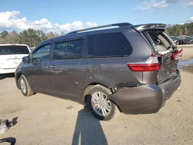 2015 Toyota Sienna XLE