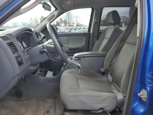 2007 Dodge Dakota Quattro