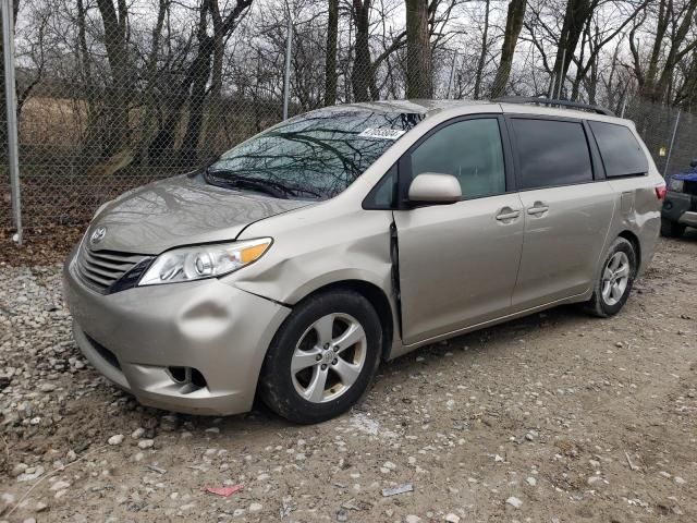 2015 Toyota Sienna LE