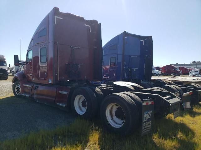 2015 Kenworth Construction T680