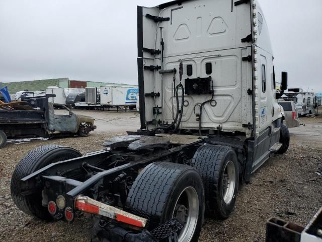 2017 Freightliner Cascadia 125