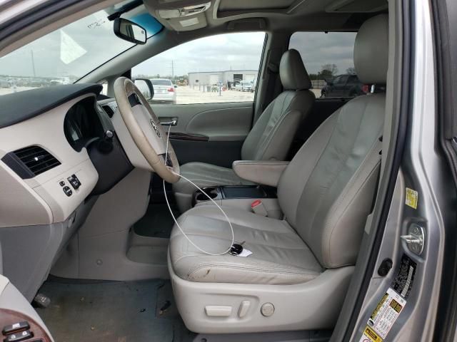 2011 Toyota Sienna XLE