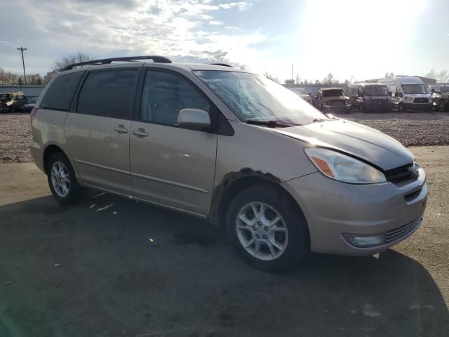 2004 Toyota Sienna XLE