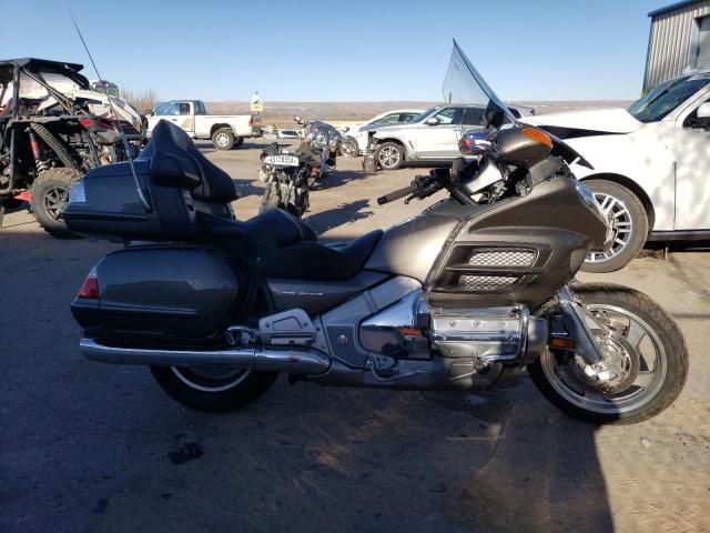 2010 Honda GL1800