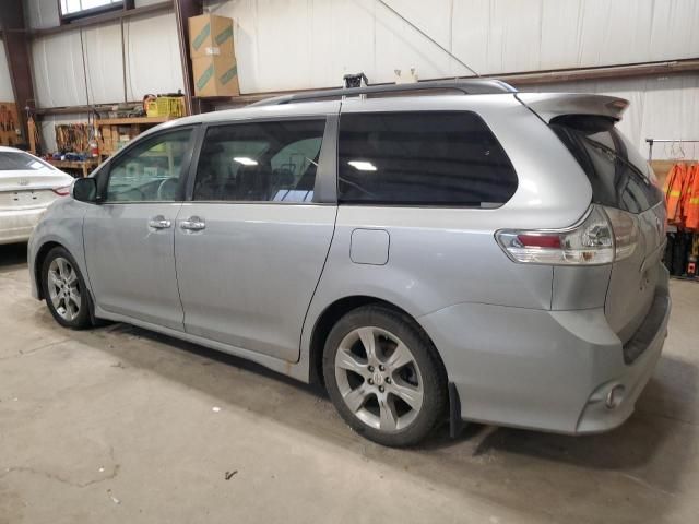 2011 Toyota Sienna Sport