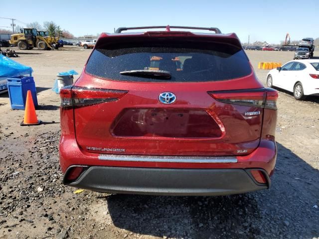 2021 Toyota Highlander Hybrid XLE