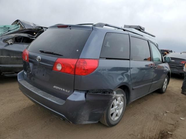 2008 Toyota Sienna XLE