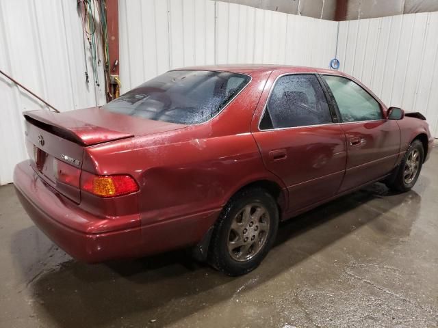 2000 Toyota Camry LE