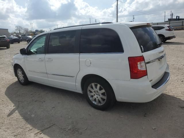 2016 Chrysler Town & Country Touring