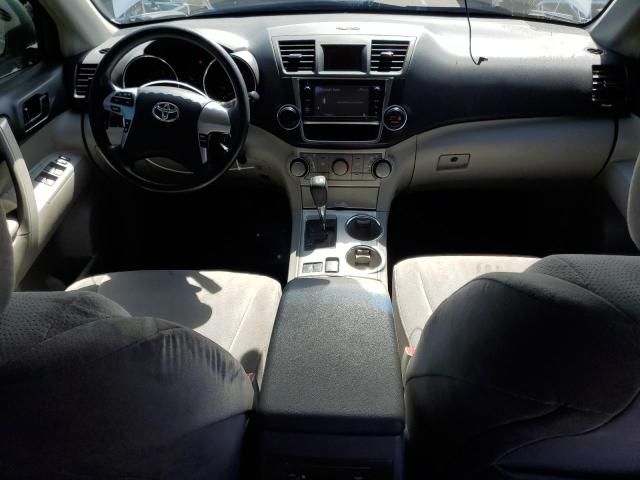 2013 Toyota Highlander Base