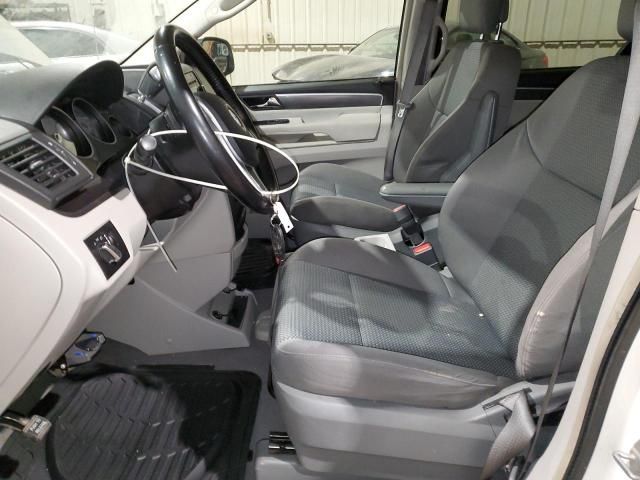 2011 Volkswagen Routan S