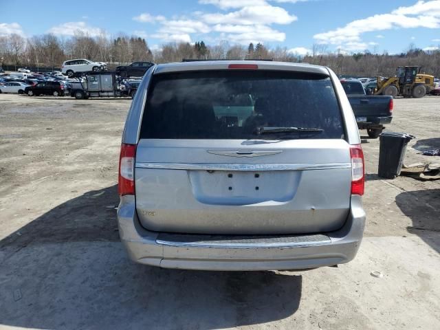 2016 Chrysler Town & Country Touring