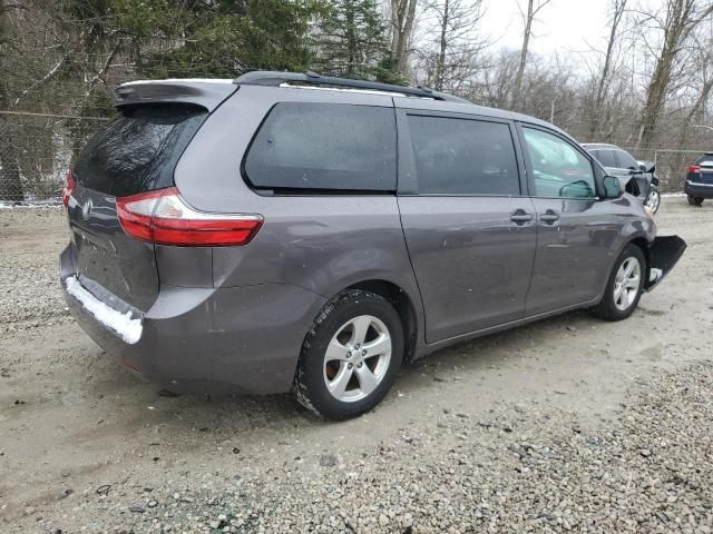 2015 Toyota Sienna LE