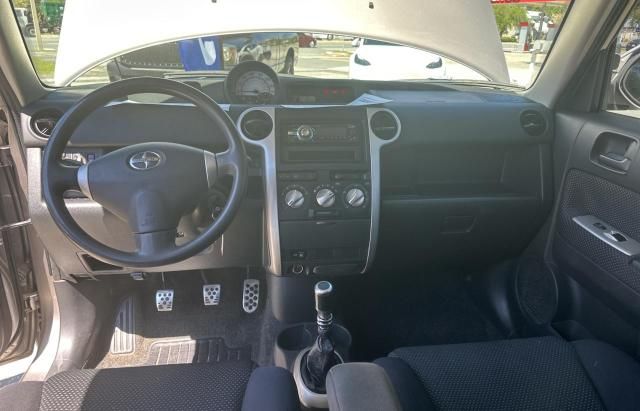 2005 Scion XB