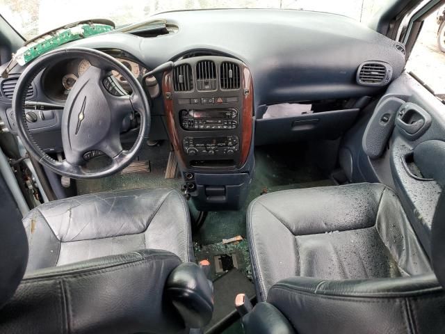 2002 Chrysler Town & Country LXI