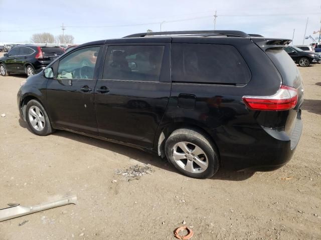 2015 Toyota Sienna LE