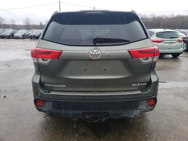 2018 Toyota Highlander SE