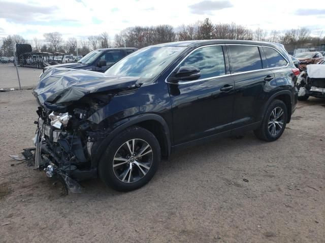 2019 Toyota Highlander LE