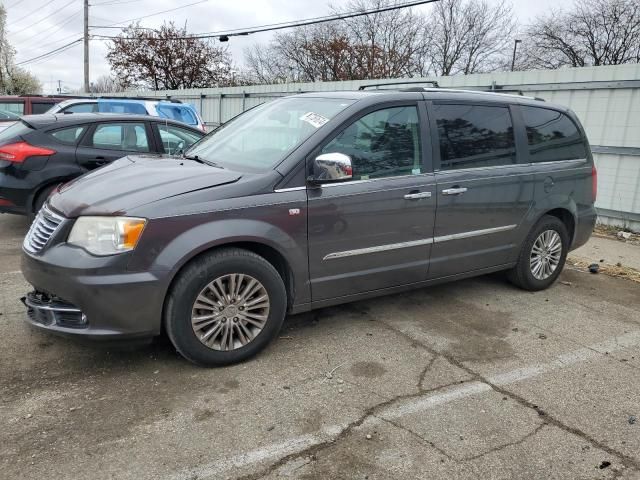 2014 Chrysler Town & Country Touring L