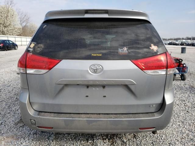 2014 Toyota Sienna LE