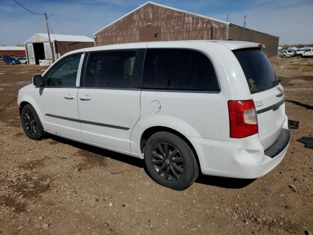 2015 Chrysler Town & Country S