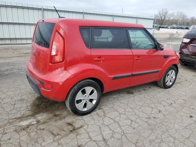 2013 KIA Soul +