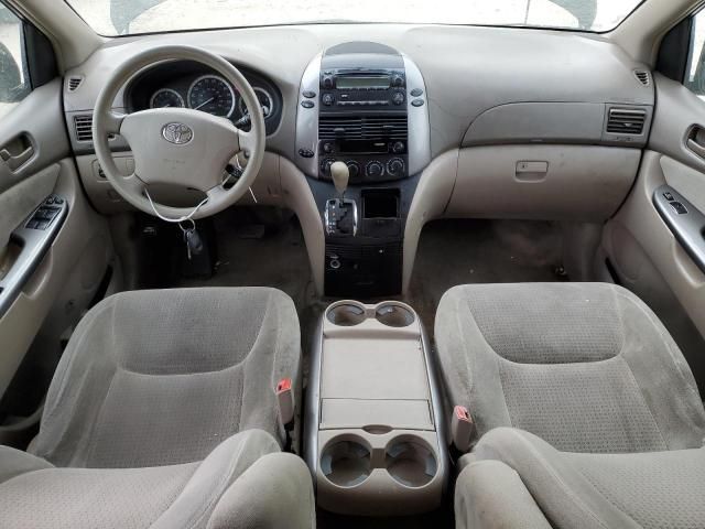 2006 Toyota Sienna CE