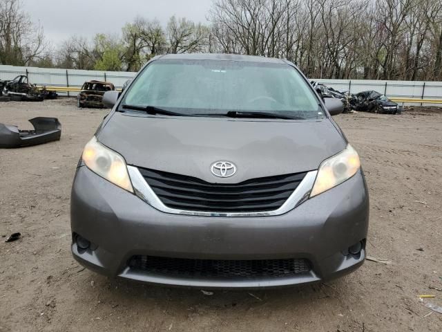 2012 Toyota Sienna LE