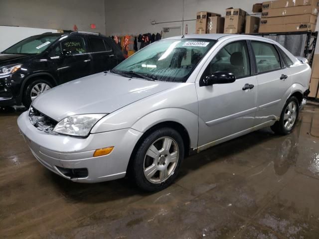 2005 Ford Focus ZX4