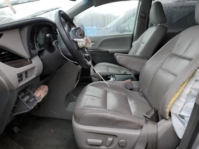 2015 Toyota Sienna XLE