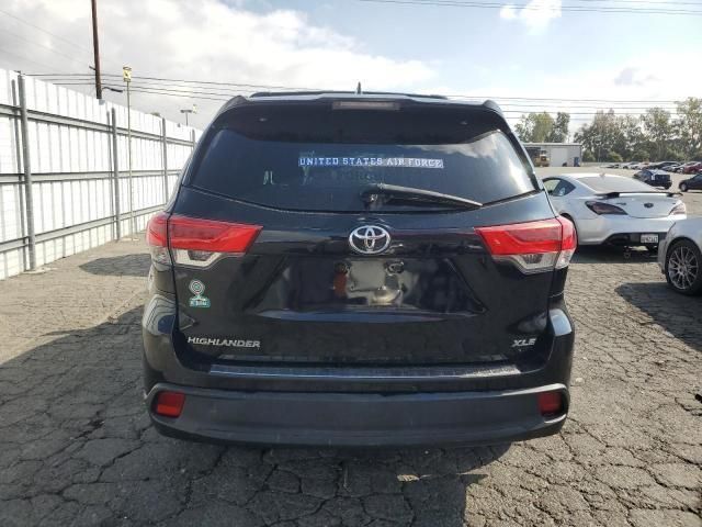 2017 Toyota Highlander SE