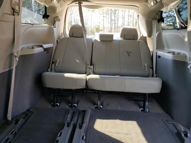 2015 Toyota Sienna XLE