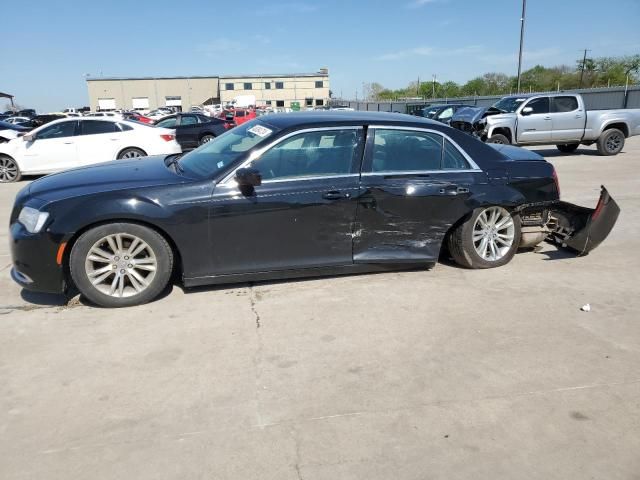 2018 Chrysler 300 Touring