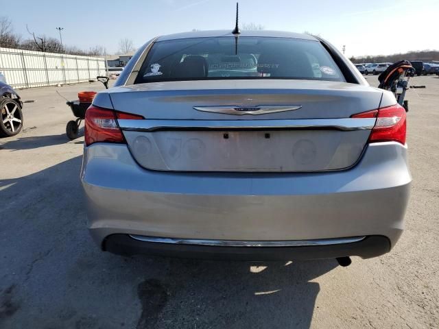 2013 Chrysler 200 Touring