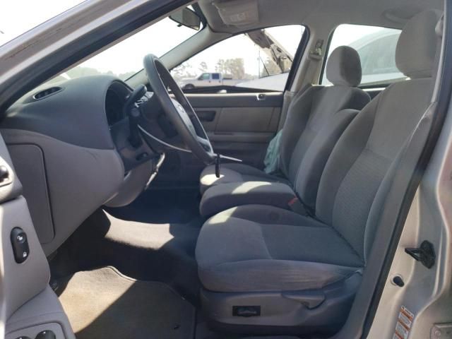 2005 Ford Taurus SE