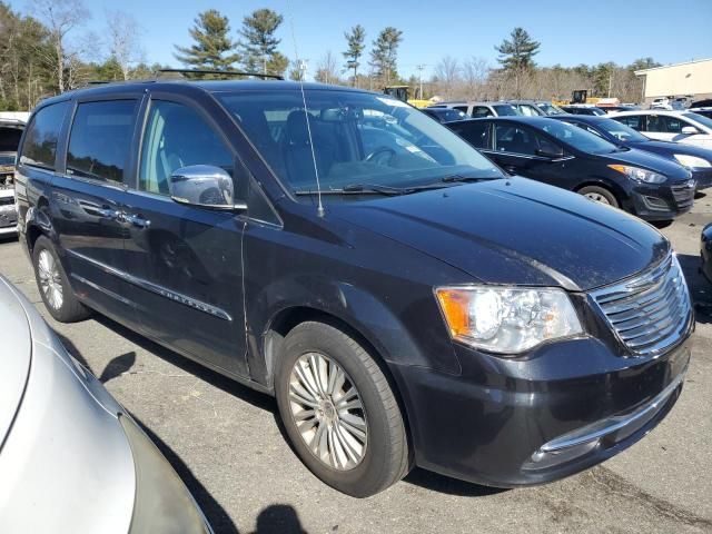 2013 Chrysler Town & Country Touring L