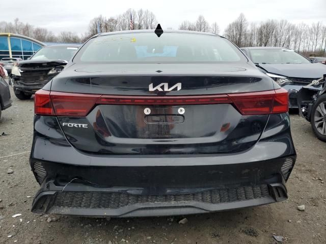 2023 KIA Forte LX