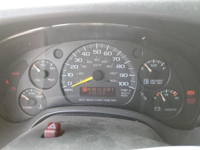 2000 Chevrolet Express G2500