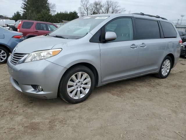 2014 Toyota Sienna XLE