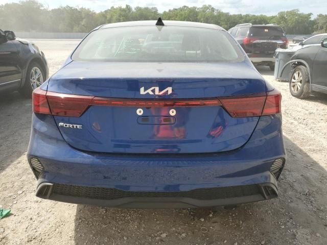 2023 KIA Forte LX