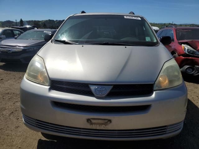 2005 Toyota Sienna CE