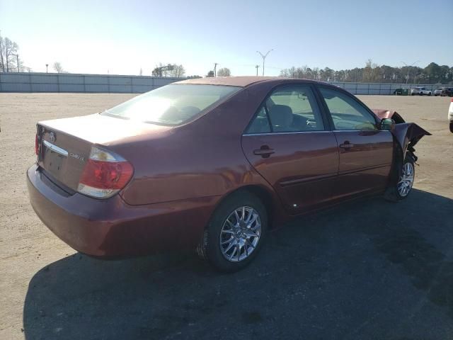 2005 Toyota Camry LE