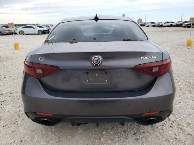 2017 Alfa Romeo Giulia TI