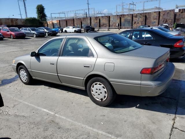 1999 Toyota Camry LE