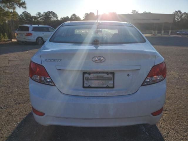 2013 Hyundai Accent GLS