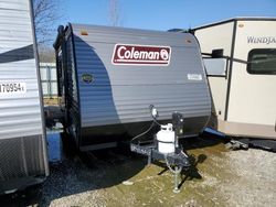 Camiones dañados por granizo a la venta en subasta: 2023 Coleman 17B