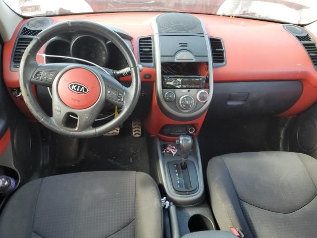 2010 KIA Soul +