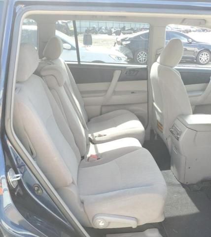 2011 Toyota Highlander Base