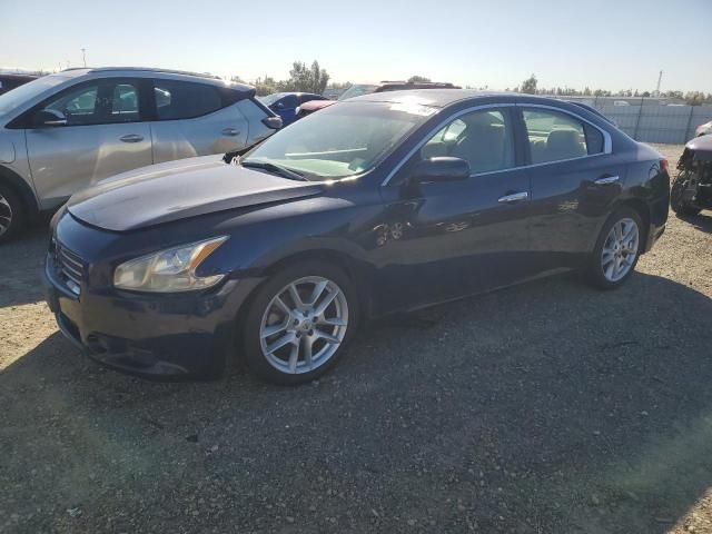 2010 Nissan Maxima S