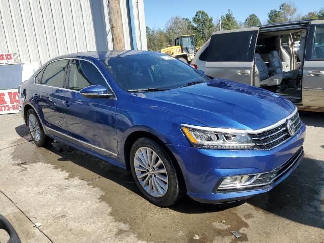 2016 Volkswagen Passat SE